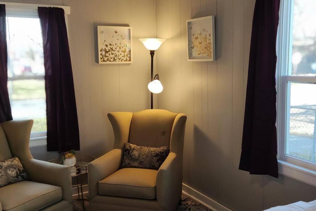Perfect Combo Of Charm & Comfort- 2Bedroom Home Noblesville Εξωτερικό φωτογραφία